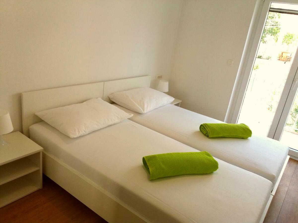 Apartments Mestrovic Lopar Exterior foto