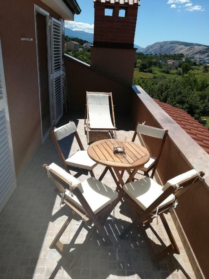 Apartments Mestrovic Lopar Exterior foto